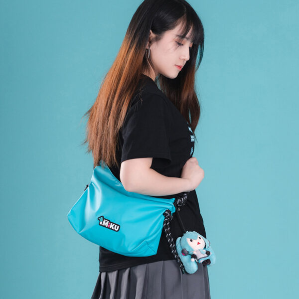 Túi đeo vai Hatsune Miku iMiku kèm búp bê dễ thương